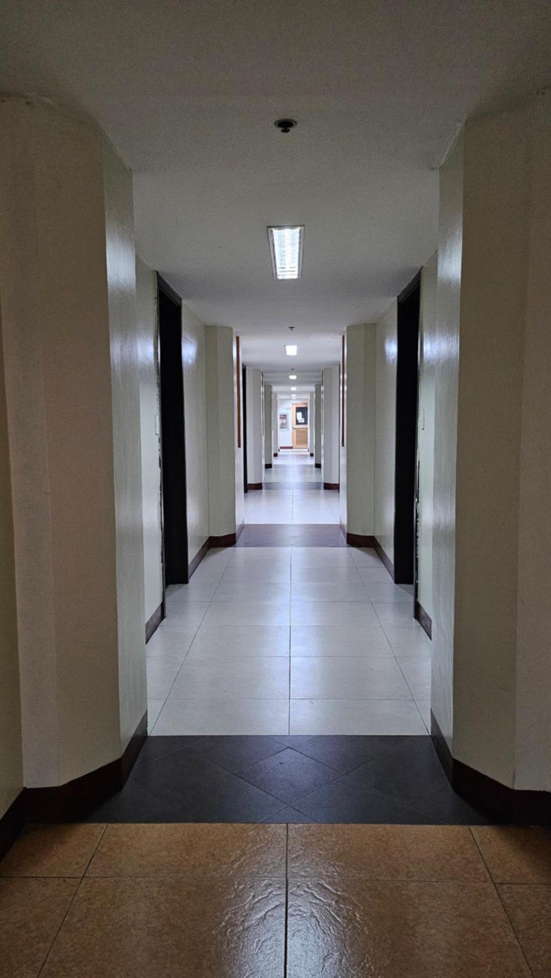 Paranaque City Cozy 2Br Staycation With Balcony Chateau Elysee For 4-6 Pax المظهر الخارجي الصورة