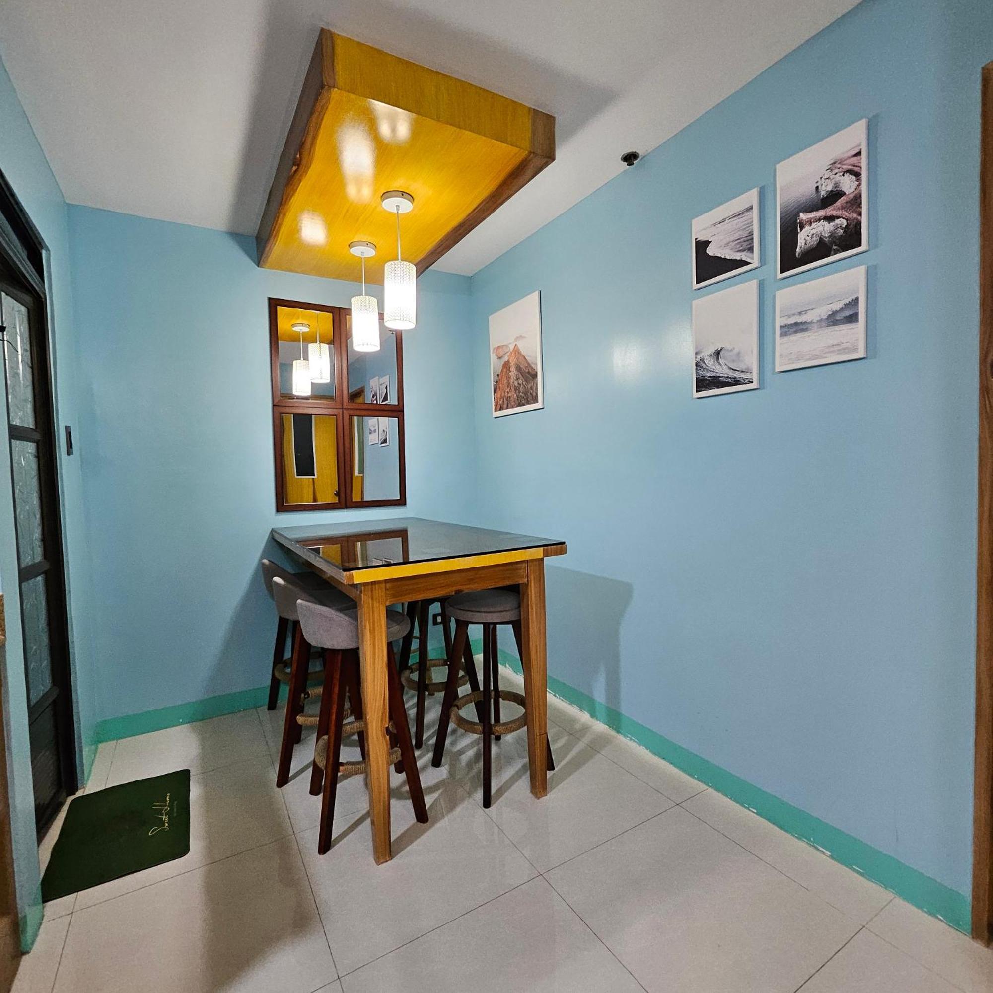 Paranaque City Cozy 2Br Staycation With Balcony Chateau Elysee For 4-6 Pax المظهر الخارجي الصورة